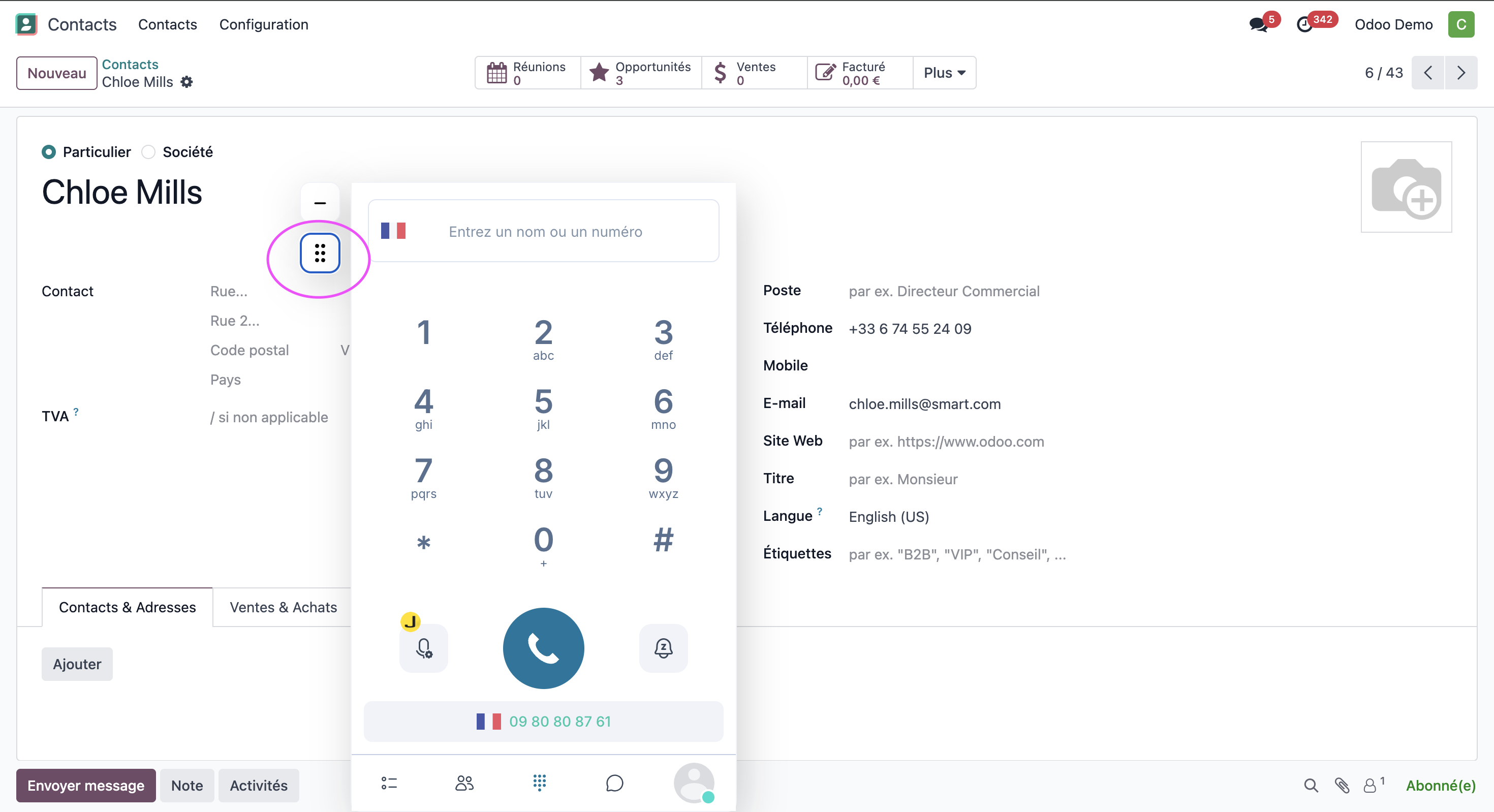 Bouton permettant de déplacer le dialer Ringover horizontalement